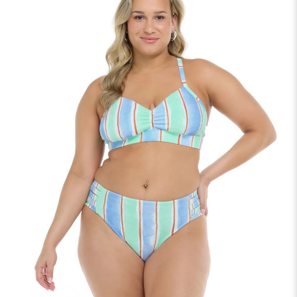 SHOREBREAK DREW PLUS SIZE SWIM TOP - SHOREBREAK / MULTI